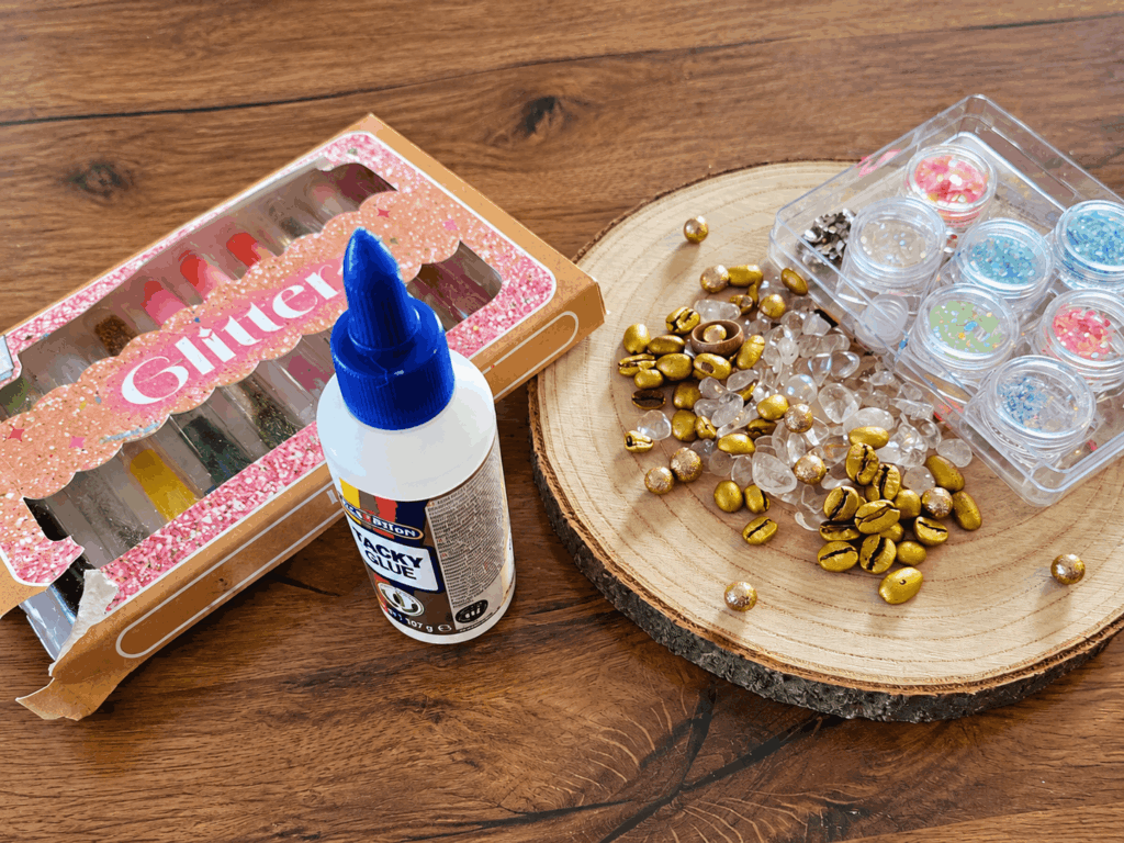 Windlicht basteln, DIY,Windlicht selber machen mit Kindern, Windlicht basteln mit Glitzer, Windlicht basteln Herbst Weihnachten, Regenbogen, Upcycling Ideen